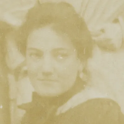 laengsdorff-julia-virginia_st.a._orf30-f-3_beschnitten.jpg